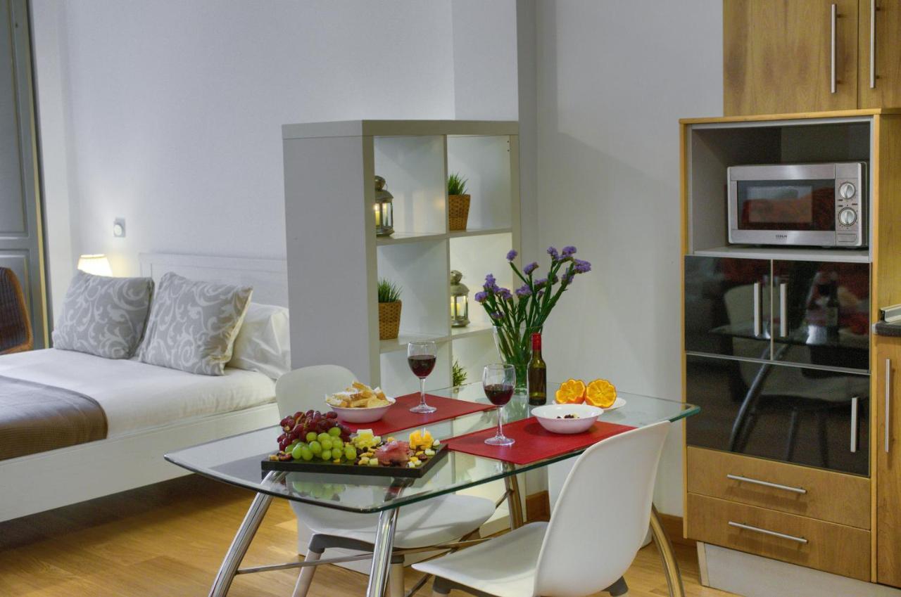 Lyrioshomes Apartamento Estudio La Biznaga Málaga Dış mekan fotoğraf