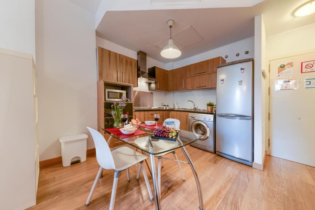 Lyrioshomes Apartamento Estudio La Biznaga Málaga Dış mekan fotoğraf